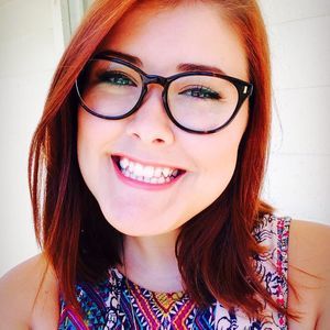 Meet your Posher, Alexis